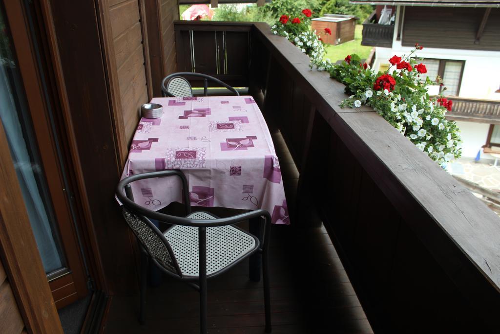 Haus Almrausch Hotell Seefeld in Tirol Rom bilde